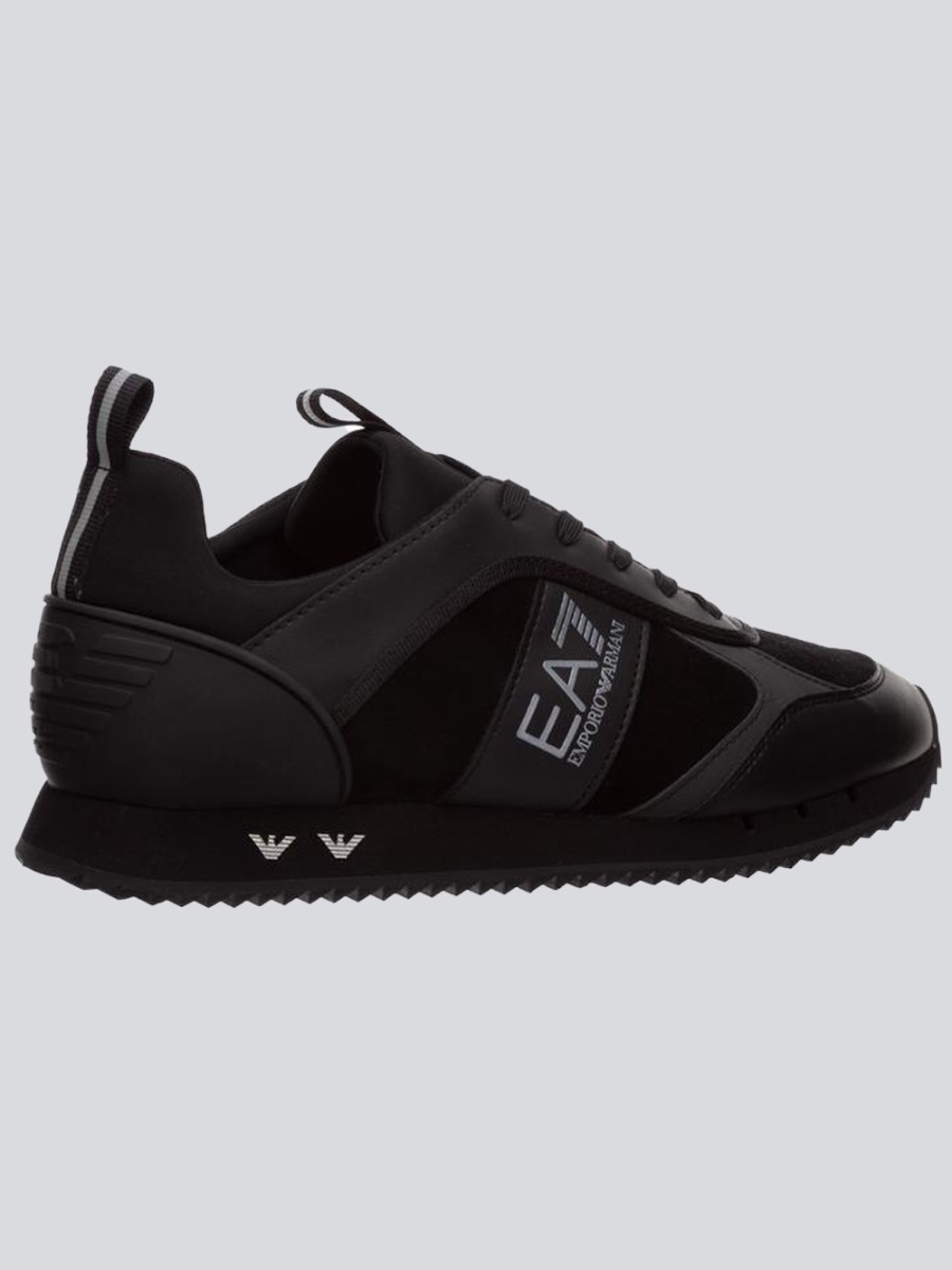 ea7 black trainers